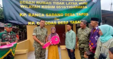 Suasana Haru! Dandim 0510/Tigaraksa Serahkan Kunci Bedah Rumah di Kp. Ranca Sadang