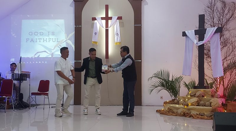 Penuh Khidmat, Ibadah Paskah PGMW 1 Sukses Digelar di GKMI Getsemani Kutabumi