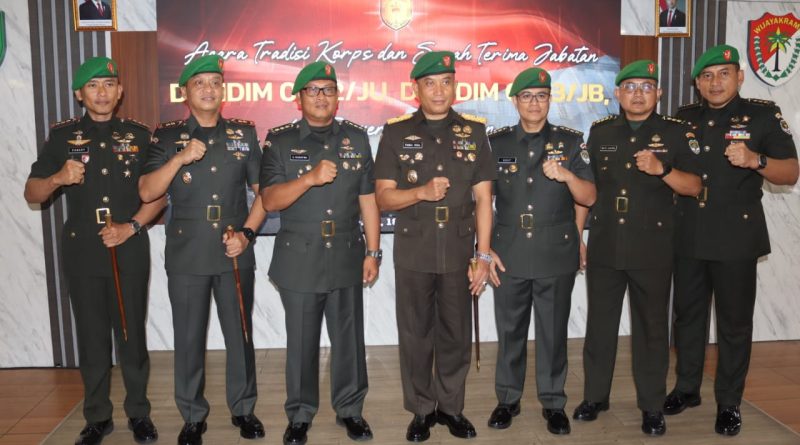 Danrem 052/Wkr Pimpin Sertijab Dandim 0502/JU, Dandim 0503/JB dan Penyerahan Jabatan Kasipers Kasrem 052/Wkr
