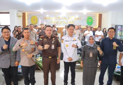 Kapolres Pandeglang Hadiri HUT IKAHI ke-73 dan FGD Implementasi KUHP dan KUHAP Nasional
