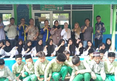 Gaharu Nusantara Bersinar Banten dan Pewarna Indonesia Gelar Sosialisasi P4GN di SMP Benda dan MI Al Muhajirin Gandeng BNN Kota Tangerang