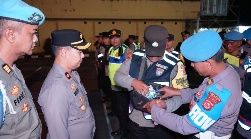 Kapolres Cilegon Pimpin Langsung Kesiapan Pengamanan Pemberangkatan Buruh ke Jakarta