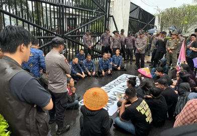 Polresta Serang Kota Laksanakan Pengamanan Aksi Unjuk Rasa Mahasiswa di KP3B dan DPRD Provinsi Banten