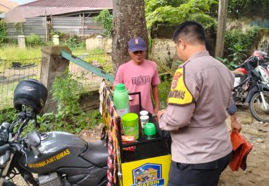 Serap Aspirasi Sambil Ngopi, Polres Serang Masifkan Program Warung Bhabinkamtibmas Keliling (Warbinling)