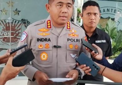 Viral Isu “Pocong” Resahkan Warga, Polresta Tangerang Perkuat Patroli Kamtibmas Viral Isu “Pocong” Resahkan Warga, Polresta Tangerang Perkuat Patroli Kamtibmas