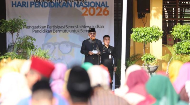 Walikota Tangerang Pimpin Apel Hardiknas