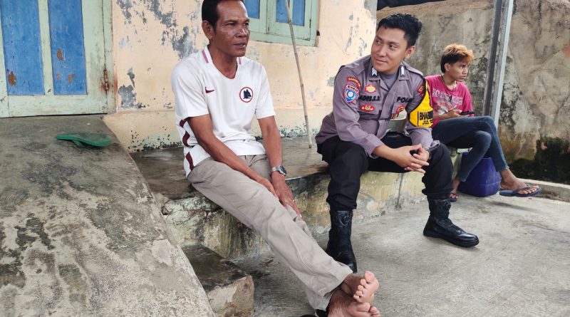 Polsek Puloampel Mendukung Program Quick Wins Presisi Polri Melaksanakan Kegiatan Sambang dan Silaturahmi di Lingkungan Binaan Polsek Puloampel Mendukung Program Quick Wins Presisi Polri Melaksanakan Kegiatan Sambang dan Silaturahmi di Lingkungan Binaan