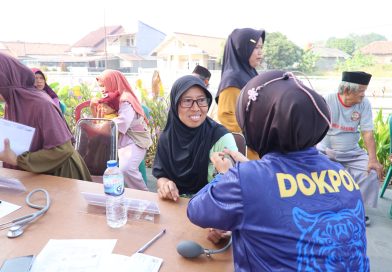Polda Banten Hadirkan Pengobatan Gratis dan Bantuan Sosial bagi Masyarakat Kampung Sukadana