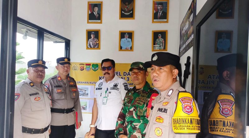 Ade Sunaryo Lurah Kutabumi Dukung Penuh Lomba Posko Tiga Pilar Tingkat Polresta Tangerang Tahun 2026 Ade Sunaryo Lurah Kutabumi Dukung Penuh Lomba Posko Tiga Pilar Tingkat Polresta Tangerang Tahun 2026