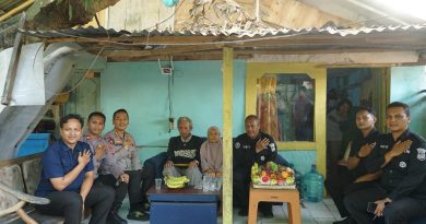 Melalui Anjangsana HUT Bhayangkara ke-80, Polda Banten Perkuat Ikatan dengan Purnawirawan. Melalui Anjangsana HUT Bhayangkara ke-80, Polda Banten Perkuat Ikatan dengan Purnawirawan.