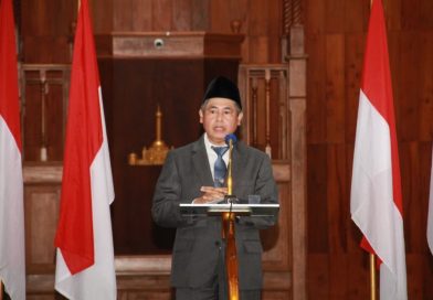 Al Zaytun Peringati 1 Syuro 1448 H, Tokoh Nasional dan Lintas Agama Serukan Persatuan dan Kemandirian Bangsa Al Zaytun Peringati 1 Syuro 1448 H, Tokoh Nasional dan Lintas Agama Serukan Persatuan dan Kemandirian Bangsa