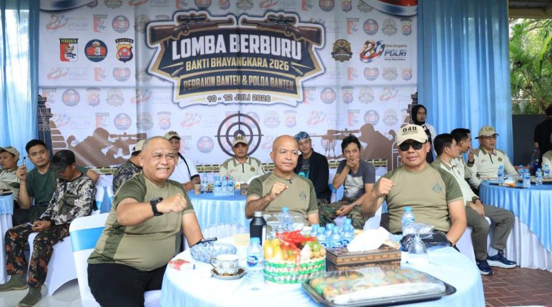 Kapolda Banten Tutup Lomba Berburu Hari Bhayangkara ke-80, Teguhkan Semangat Sportivitas dan Pengabdian Kapolda Banten Tutup Lomba Berburu Hari Bhayangkara ke-80, Teguhkan Semangat Sportivitas dan Pengabdian