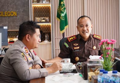 Perkuat Kolaborasi Penegakan Hukum, Kapolres Cilegon Bersilaturahmi ke kantor Kejaksaan Negeri Cilegon