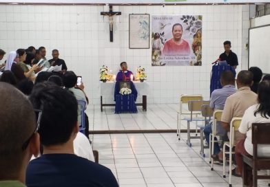 Misa Arwah Hari Ke- 7 Ibu Letitia Salembun Pattinama Diadiri Keluarga Besar Tanimbar Maluku Misa Arwah Hari Ke- 7 Ibu Letitia Salembun Pattinama Diadiri Keluarga Besar Tanimbar Maluku