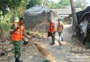 Koramil 02/Batuceper Bersama Warga Bersihkan Tumpukan Sampah di Jurumudi