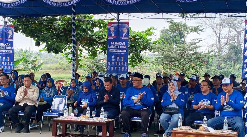 Demokrat Kabupaten Tangerang Gelar Gerakan Langit Biru, Bersihkan Kali dan Tanam Pohon