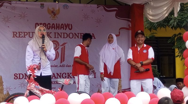 Gebyar Pentas Seni dan Doorprize Warnai HUT RI Ke-81 di SDN.Serdang Kulon 1 Usung Tema “Berdaulat, Adil dan Sejahtera” Gebyar Pentas Seni dan Doorprize Warnai HUT RI Ke-81 di SDN.Serdang Kulon 1 Usung Tema “Berdaulat, Adil dan Sejahtera”