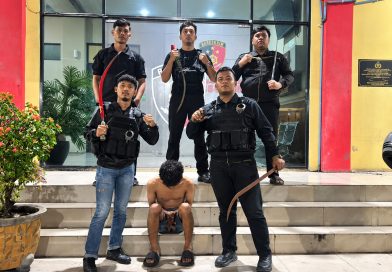 Tim Macan Polres Pelabuhan Belawan Terkam Pemuda Diduga Hendak Tawuran, Sita 4 Celurit Tim Macan Polres Pelabuhan Belawan Terkam Pemuda Diduga Hendak Tawuran, Sita 4 Celurit
