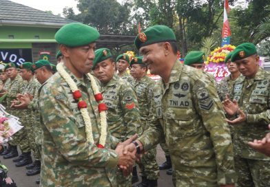 Tradisi Korps Pelepasan Warga Kodim 0510/Tigaraksa, Letkol Inf Yudho Setyono, S.H. Dilepas Penuh Kehangatan