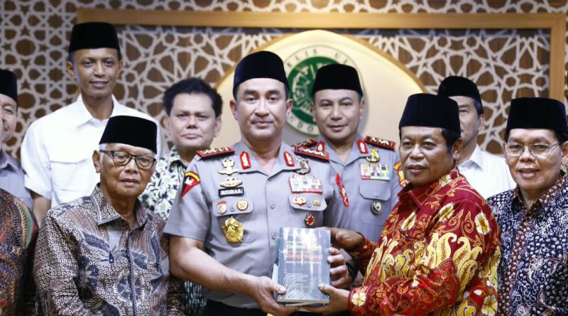 Kapolri Silaturahmi dengan Pimpinan MUI, Perkuat Sinergi Jaga Keamanan dan Kerukunan