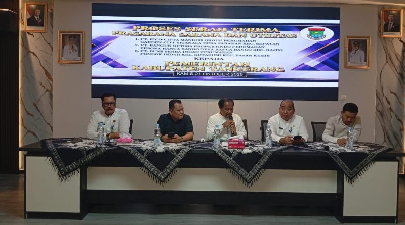 Warga RW 10 dan 11 Sambut Baik Serah Terima PSU, Lurah Kutabumi: Wujud Sinergi untuk Lingkungan Semakin Gemilang Warga RW 10 dan 11 Sambut Baik Serah Terima PSU, Lurah Kutabumi: Wujud Sinergi untuk Lingkungan Semakin Gemilang